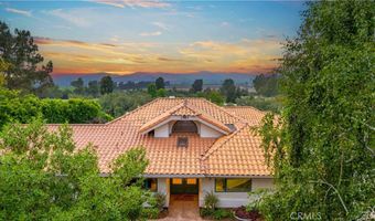 1525 Ramona Dr, Camarillo, CA 93010