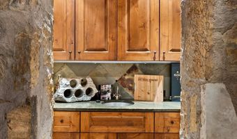 761 Moore Dr, Aspen, CO 81611