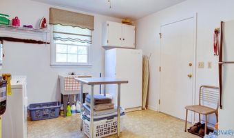903 W Main St, Albertville, AL 35976
