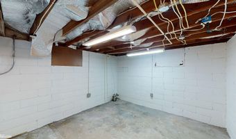 317 E 1st St, Arthur, IA 51431