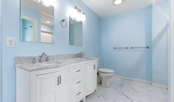 1213 N Shady Ln, Bauxite, AR 72015