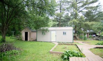 631 W 8th St, Bicknell, IN 47512