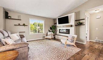 10560 Rockfield Rd, Allendale, MI 49401