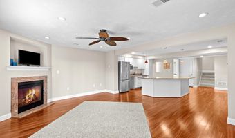 2 Beach Plum Lane U E, Bourne, MA 02532