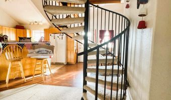 806 SPOTTED WOLF Ave, Aztec, NM 87410