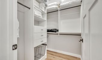 570 Linden Drive 203, Arnolds Park, IA 51331