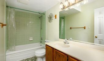 4218 Packard Rd 3, Ann Arbor, MI 48108