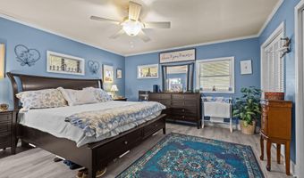 201 Hoop Pole Creek Dr, Atlantic Beach, NC 28512