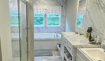 503 Hilltop Ln, Anderson, MO 64831