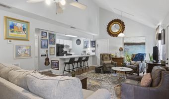 421 Pelahatchie Shore Dr, Brandon, MS 39047