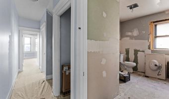 927 W WYOMING St, Allentown, PA 18103
