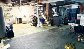 918 Old Farm Rd, Bedford, IN 47421