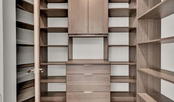 68 Grey Feather Dr, Las Vegas, NV 89135