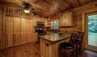 740 Log Cabin Rd, Arapahoe, NC 28510