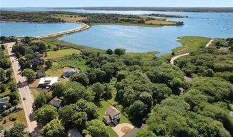 9 Spring St, Jamestown, RI 02835
