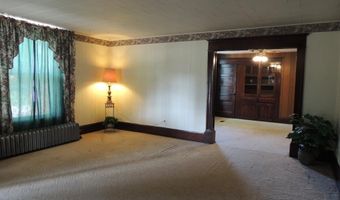 401 S Third St, Altamont, IL 62411