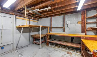 11 VETERANS Ct, Bayonne, NJ 07002