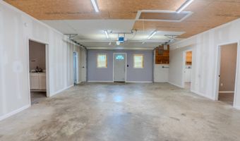 835 E Lincoln Rd, Alcoa, TN 37701