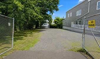 35 W 8TH St, Bayonne, NJ 07002