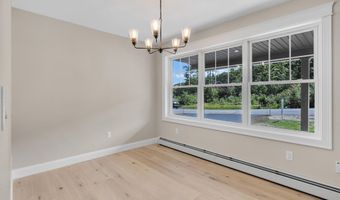 52 Woodbrey Ln, Standish, ME 04084