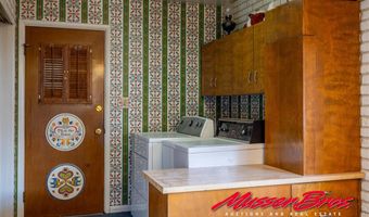 2636 Big Horn Ave, Cody, WY 82414
