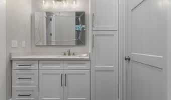 205 Caron Ln, Bay St. Louis, MS 39520