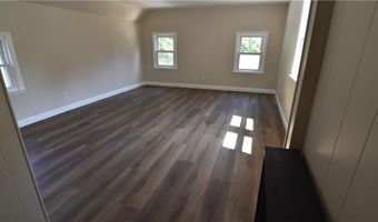 144 Woonsocket Hill Road Rd, North Smithfield, RI 02896
