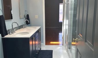 1327 HARVARD St NW, Washington, DC 20009