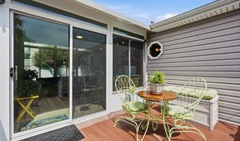 1432 Mizzen Ave, Beachwood, NJ 08722