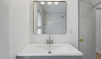 3013 5TH St SE, Washington, DC 20032