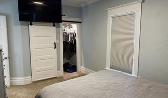 501 S DAKOTA St, Aberdeen, SD 57401