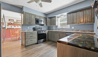 10960 Easton St NE, Alliance, OH 44601