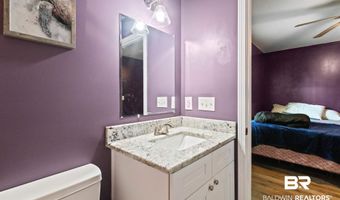 10 Middleton Ln, Atmore, AL 36502