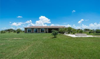 2319 Smith Rd, Aransas Pass, TX 78336