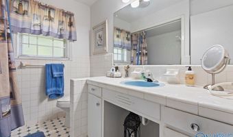 908 E Alabama Ave, Albertville, AL 35950