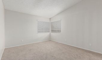 1962 N BLACKSTONE Dr, Chandler, AZ 85224
