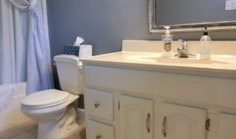 825 WANDERING Ln, Beaver, WV 25813