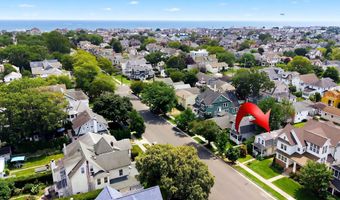 423 Woodland Ave, Avon By The Sea, NJ 07717