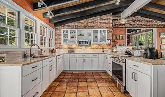 3302 Wynn Dr, Avondale Estates, GA 30002
