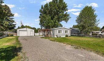 135 Parker Ave, Blackfoot, ID 83221
