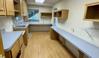 160 Wolcott St, Bristol, CT 06010