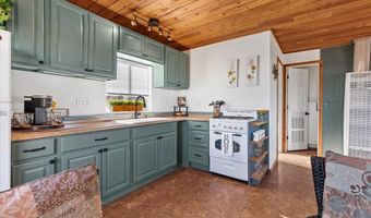 4 Camp Bonanza Rd, Cold Creek, NV 89124