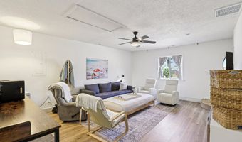 855 N 8TH St, Aumsville, OR 97325