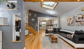 1145 S Chestnut Ave, Arlington Heights, IL 60005