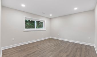 5610 SHADE TREE Ln, Alexandria, VA 22310