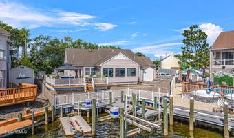 50 Yardarm Ct, Bayville, NJ 08721
