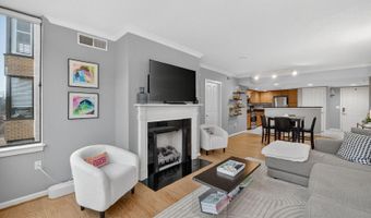 2220 FAIRFAX Dr 707, Arlington, VA 22201