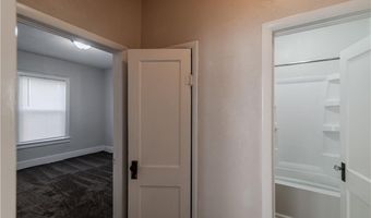 1520 S 7th St, Atchison, KS 66002