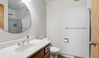 1700 E TRACIA Ln, Appleton, WI 54911
