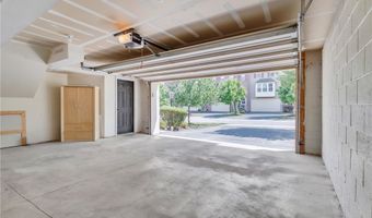 305 Broadstone Dr, Adams Twp., PA 16046